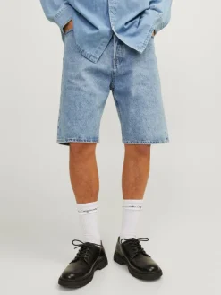 Baggy fit Baggy fit shorts