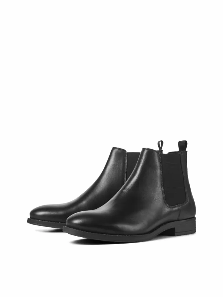 Chelsea boots