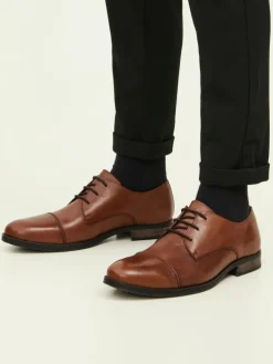 Dress shoes