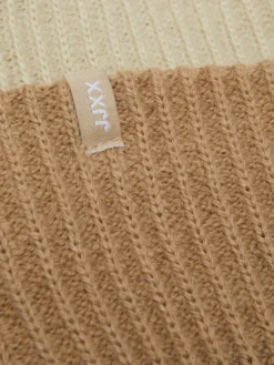 JXOTHELIA Beanie