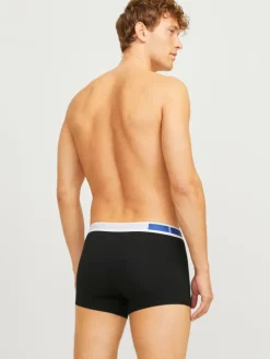 12-pack Trunks