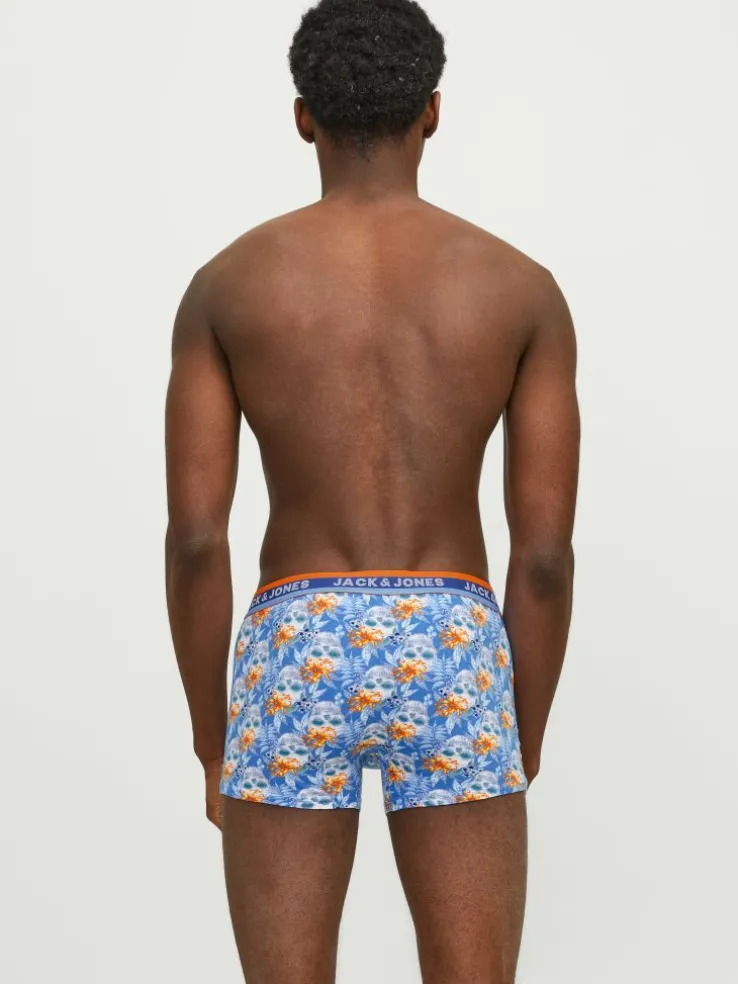 12-pack Trunks
