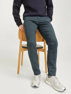 Slim Fit Chino pants