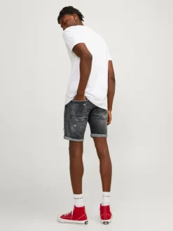 Slim Fit Regular fit shorts