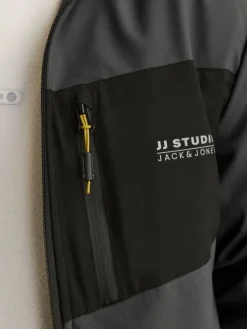 Softshell jacket