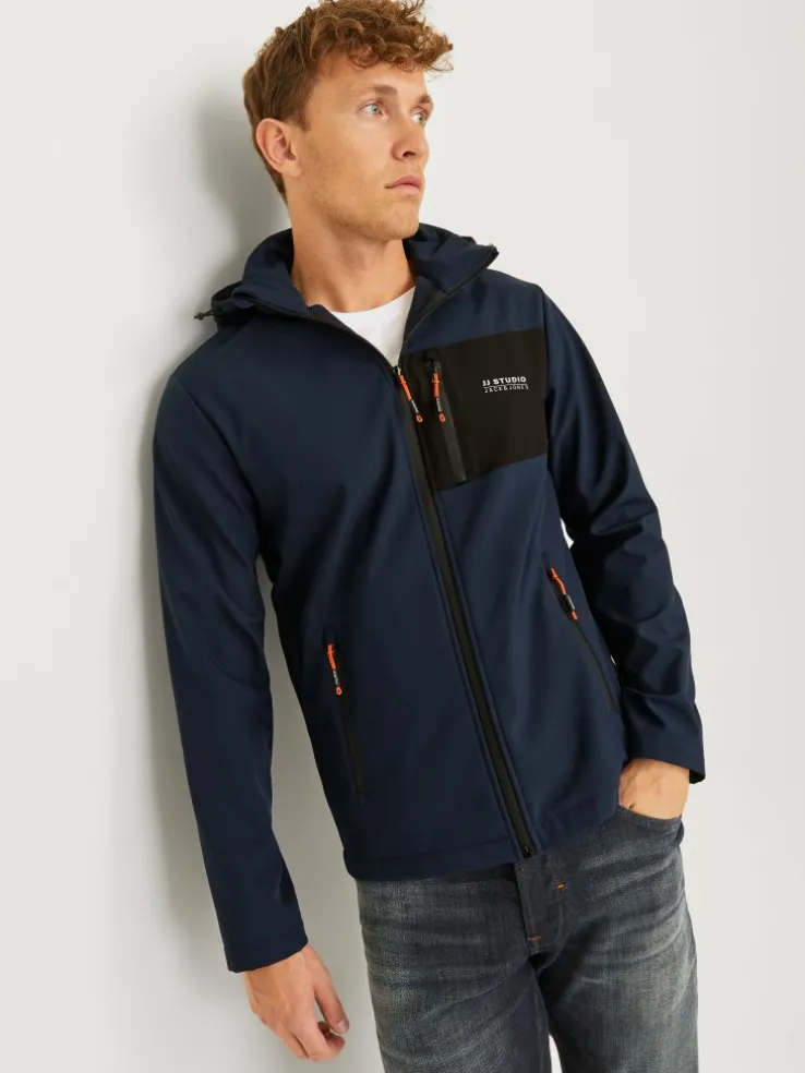 Softshell jacket