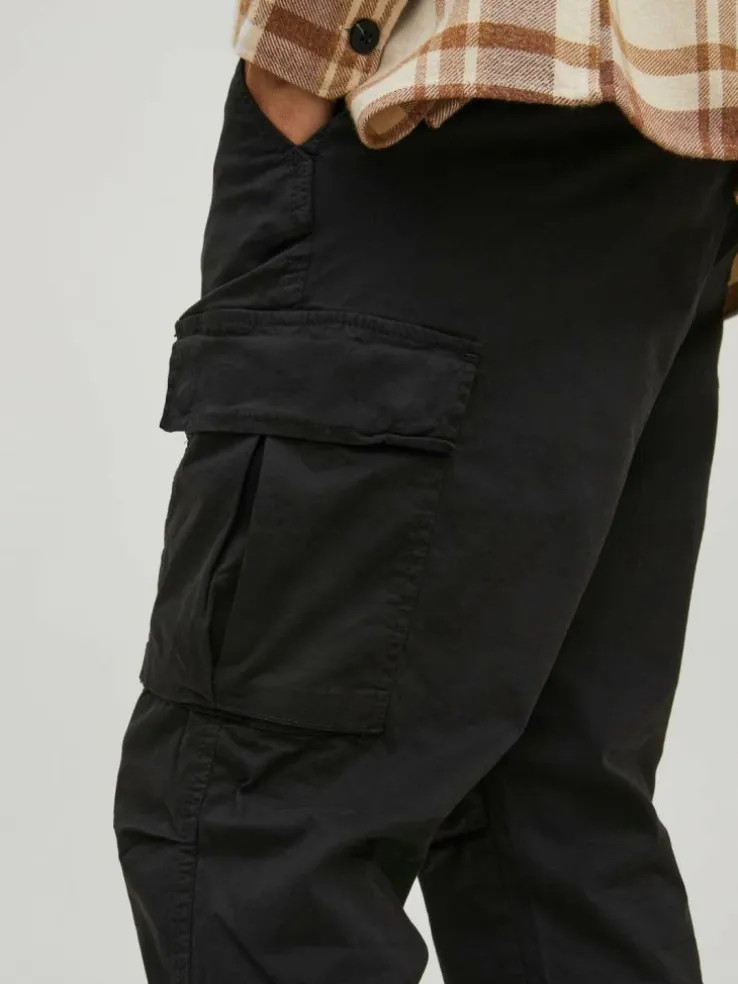 Tapered Fit Cargo trousers