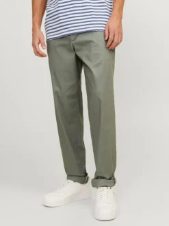 Tapered Fit Chino pants