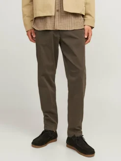 Tapered Fit Chino pants