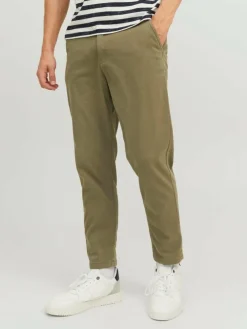 Tapered Fit Chino pants