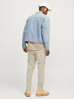 Tapered Fit Chino pants