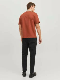Tapered Fit Chino pants