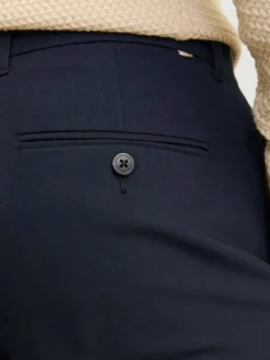 Tapered Fit Chino pants