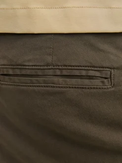 Tapered Fit Chino pants