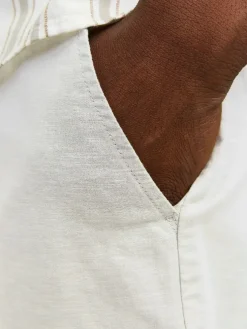 Tapered Fit Chino shorts