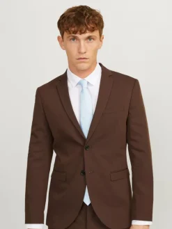 Tie