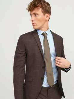 Tie