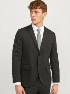 Tie