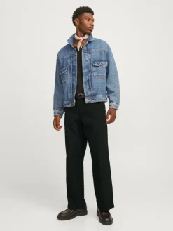 Wide-Leg Fit Chino pants