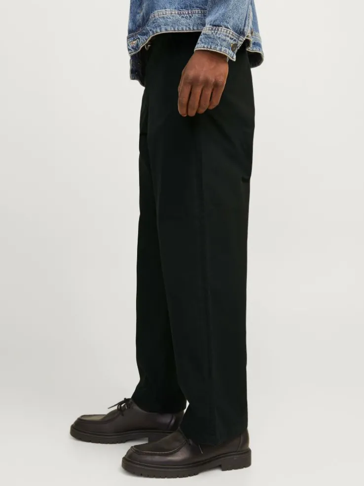 Wide-Leg Fit Chino pants